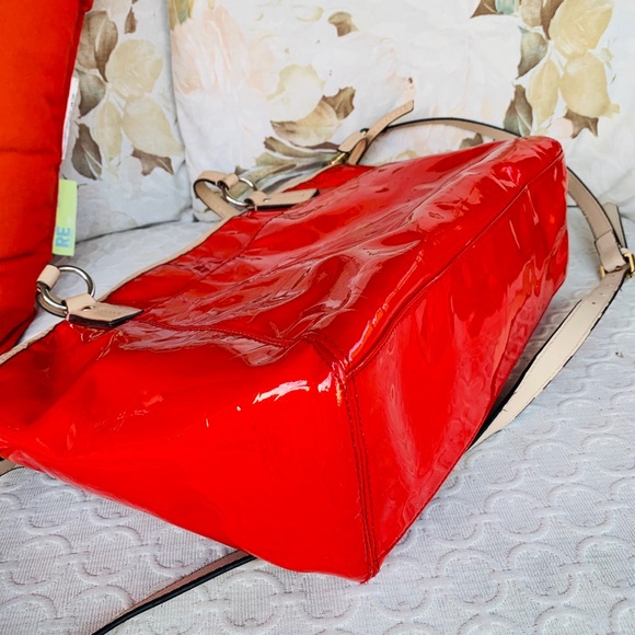 Coach Red Patent Embossed Large Satchel Bag - Picture 5 of 13